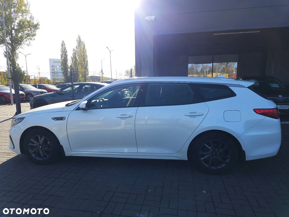 Kia Optima - 10