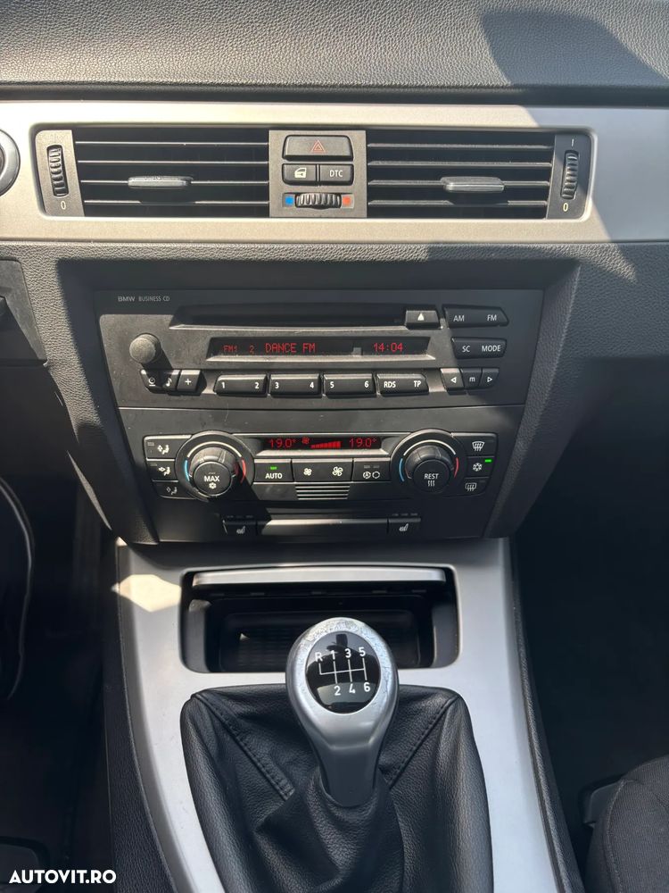 BMW Seria 3 318d - 7