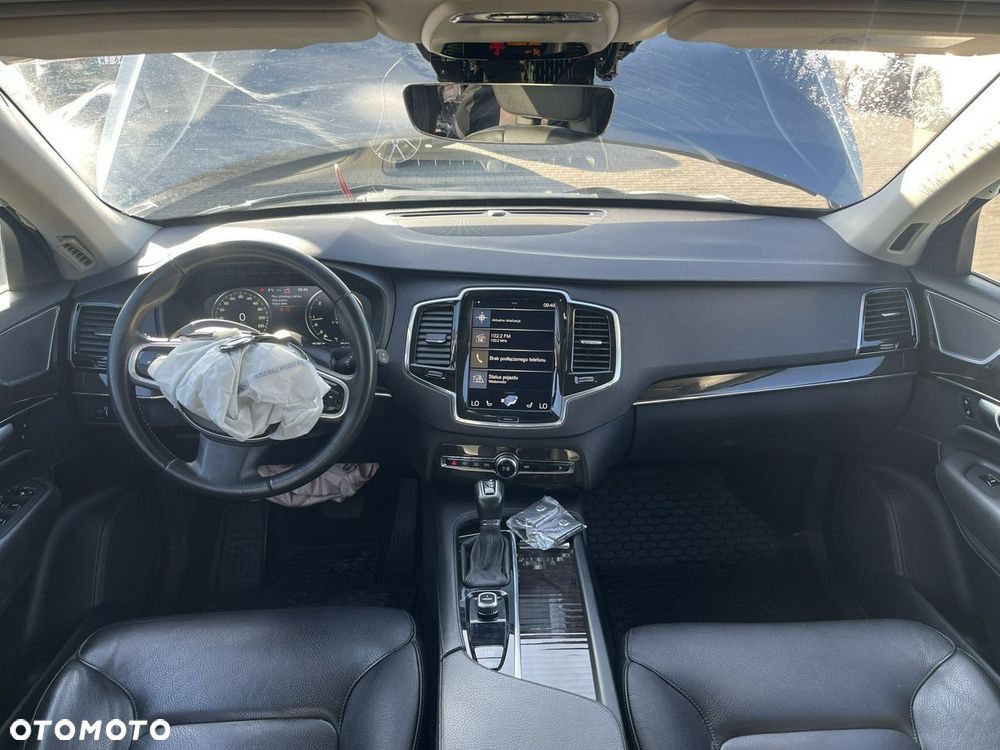 Volvo XC 90 D4 FWD Momentum - 8