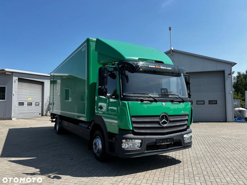 Mercedes-Benz ATEGO - 16