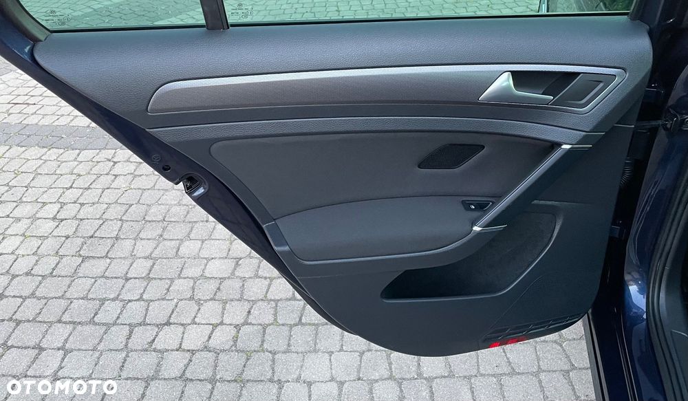 Volkswagen Golf 1.6 TDI BlueMotion Technology Trendline - 24