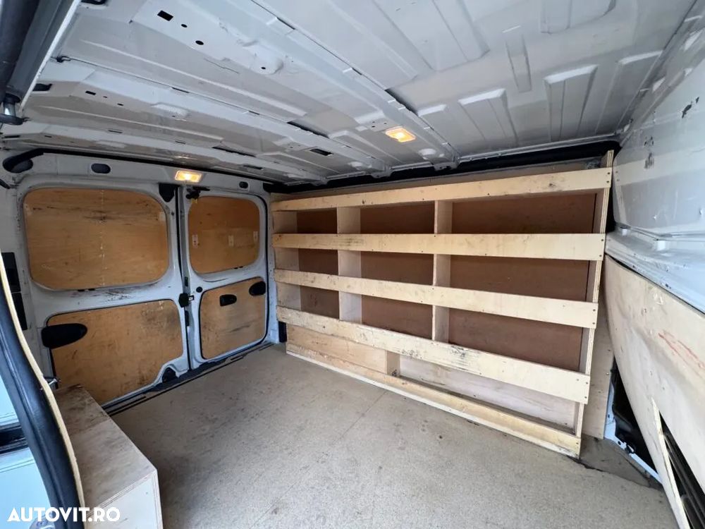 Renault Trafic GRAND CONFORT 1.6 dci 95 CP - 18