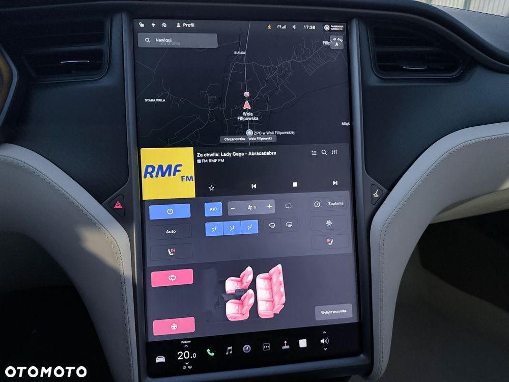 Tesla Model S - 23
