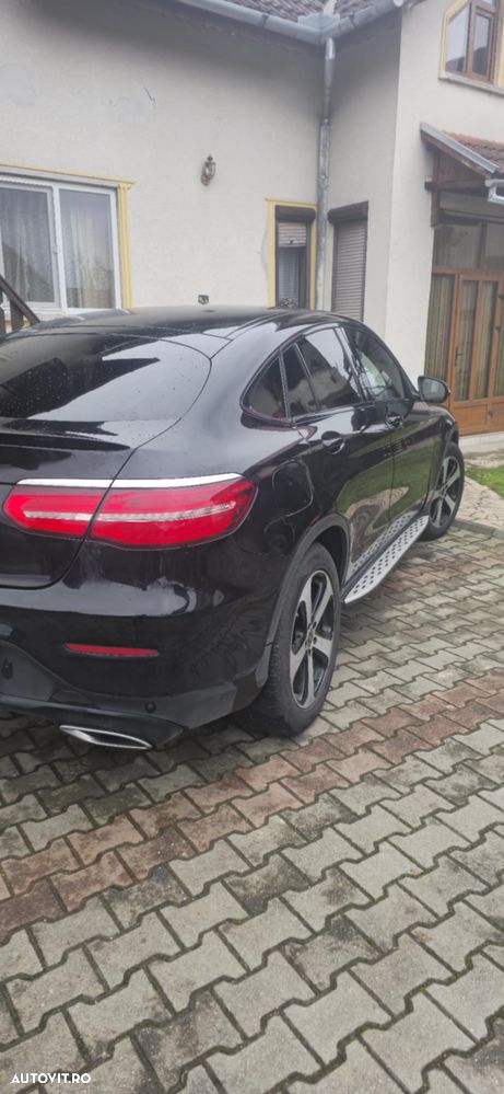 Mercedes-Benz GLC 250 d 4Matic 9G-TRONIC AMG Line - 5