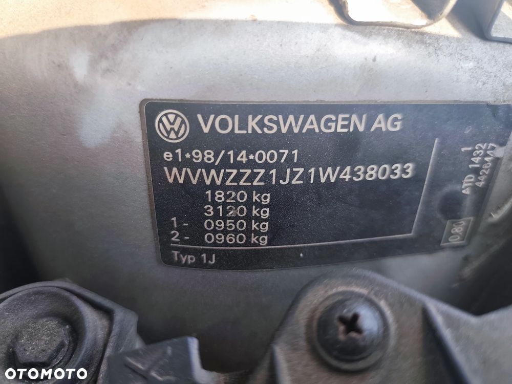 Volkswagen Bora 1.9 TDI Comfortline - 9
