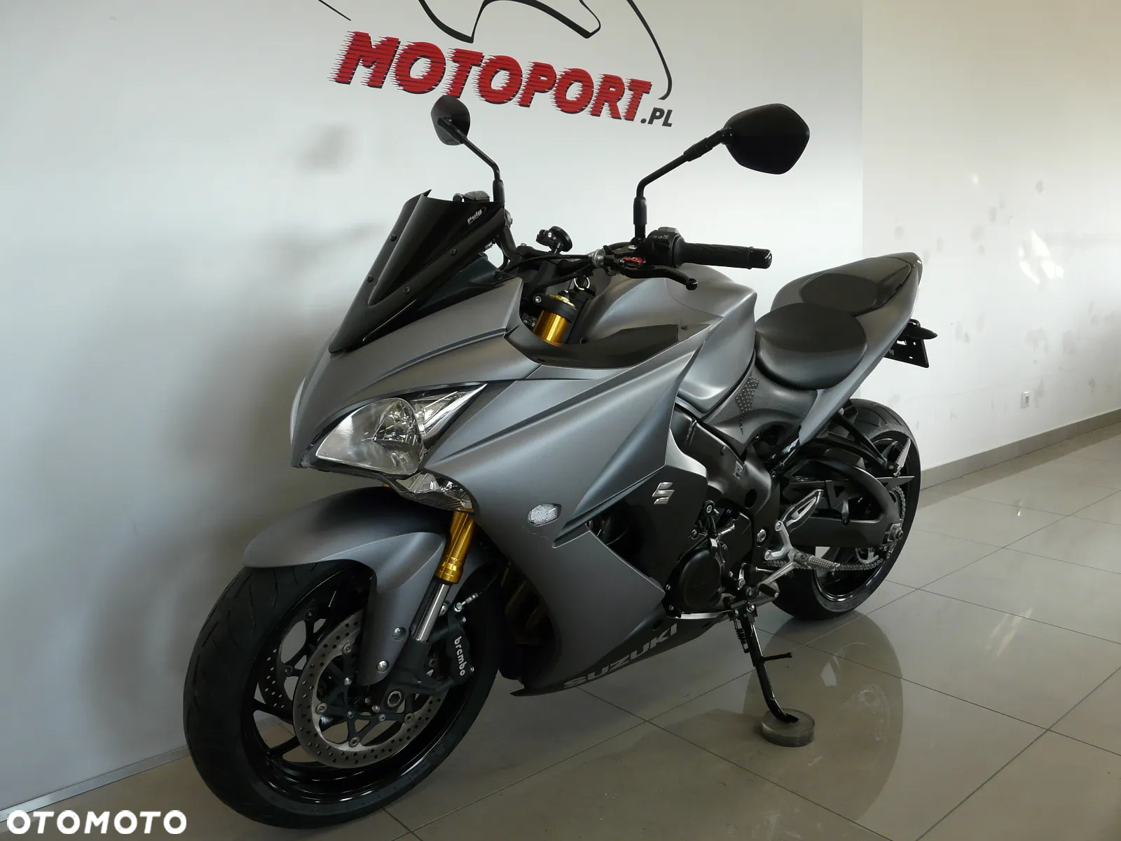 Suzuki GSX 1000 - 3