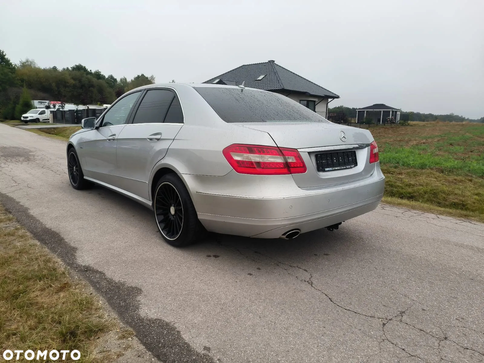 Mercedes-Benz Klasa E - 12