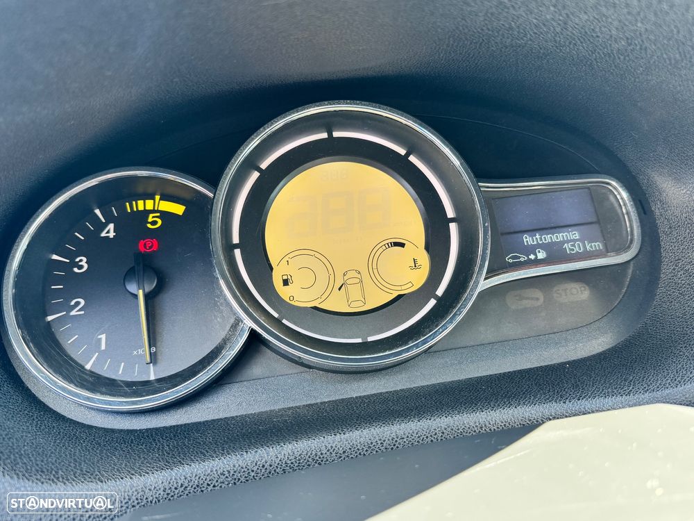 Renault Mégane Coupe - 11