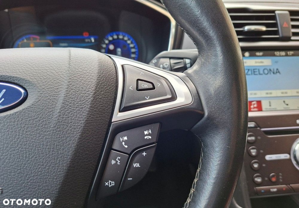 Ford Mondeo - 31