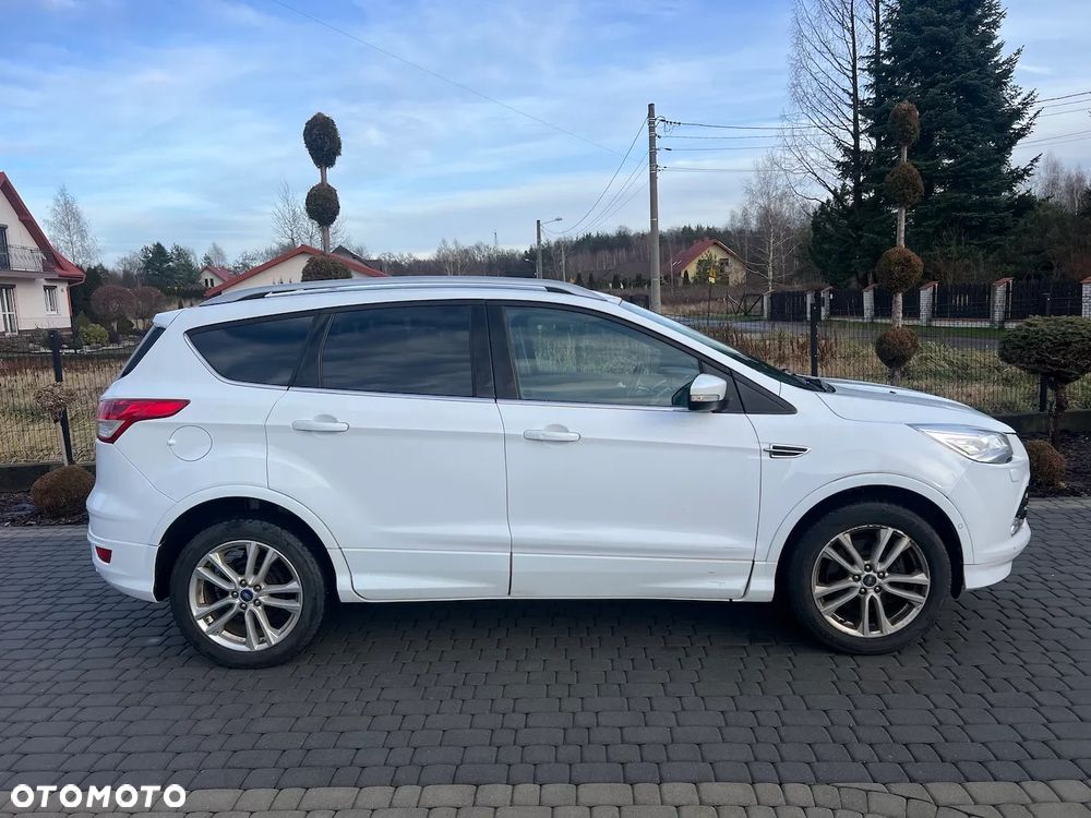 Ford Kuga 2.0 TDCi 4WD Titanium Plus - 4