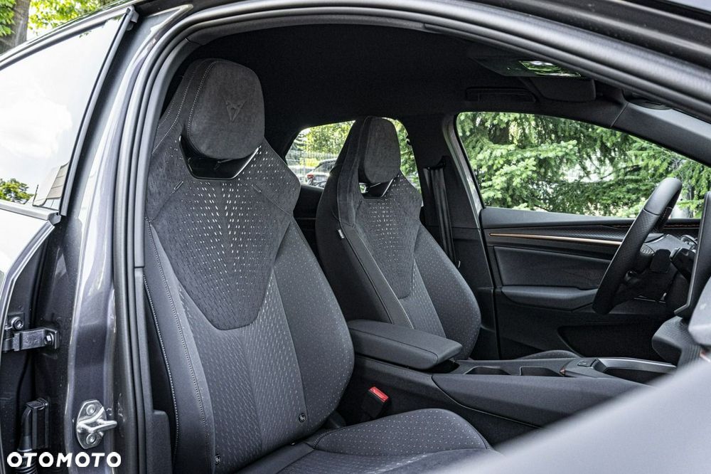 Cupra Inny - 30