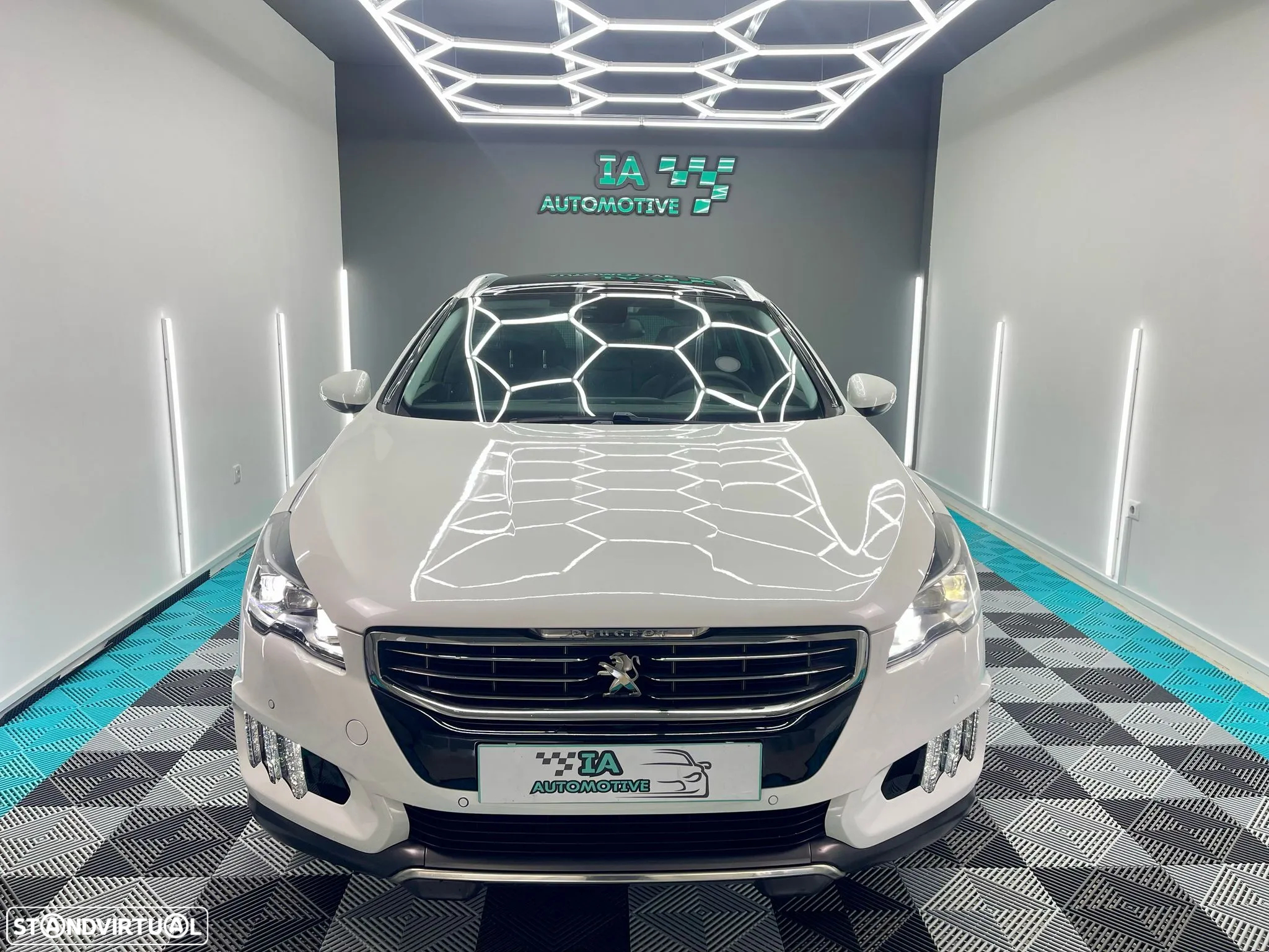 Peugeot 508 RXH 2.0 HDi Hybrid4 2-Tronic - 2