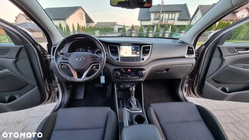 Hyundai Tucson 2.0 CRDi 4WD Automatik Passion Plus - 22