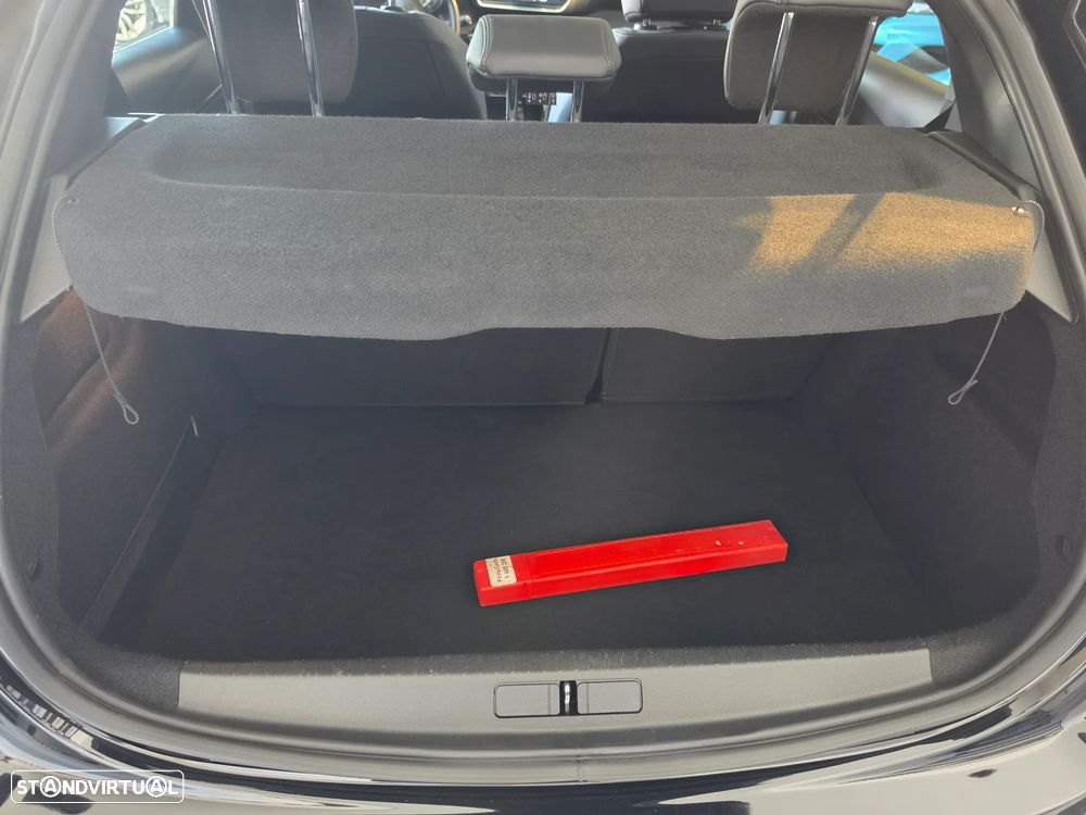 Peugeot 208 PureTech 100 Allure - 12