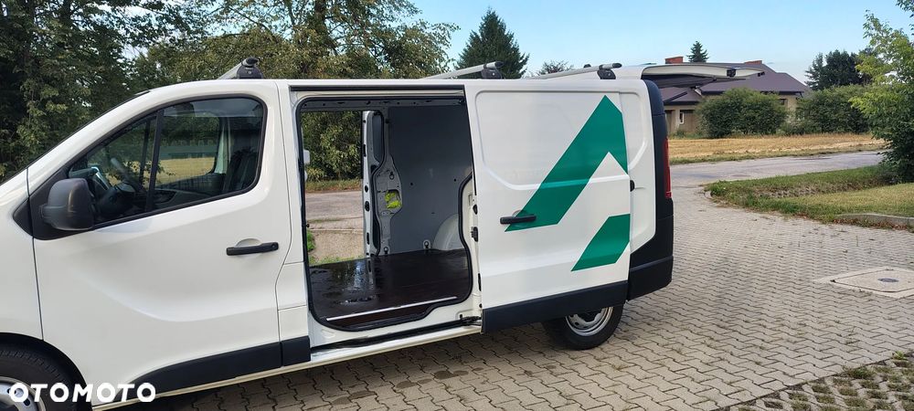 Renault Trafic - 23