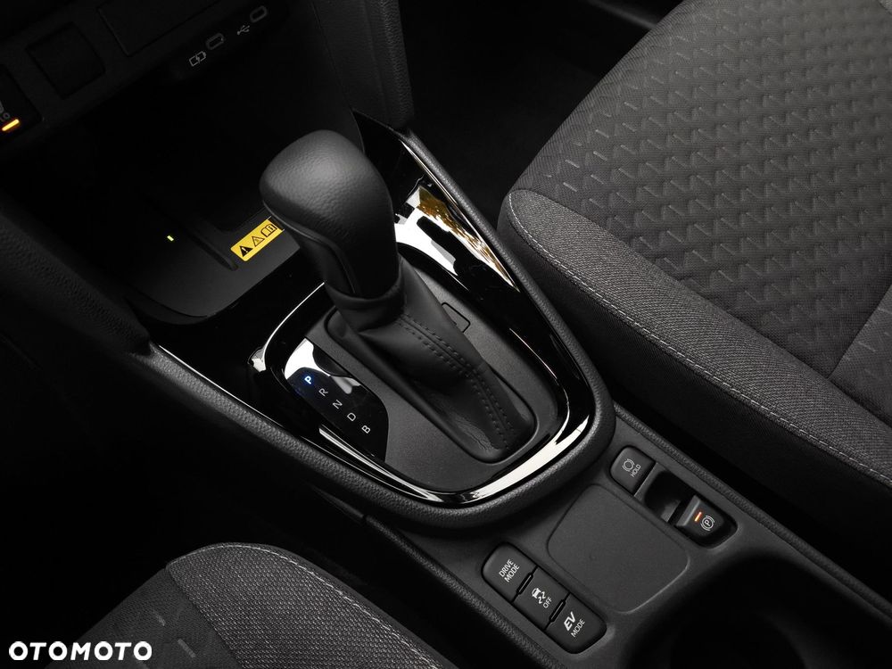 Toyota Yaris Cross Hybrid 1.5 Style - 26