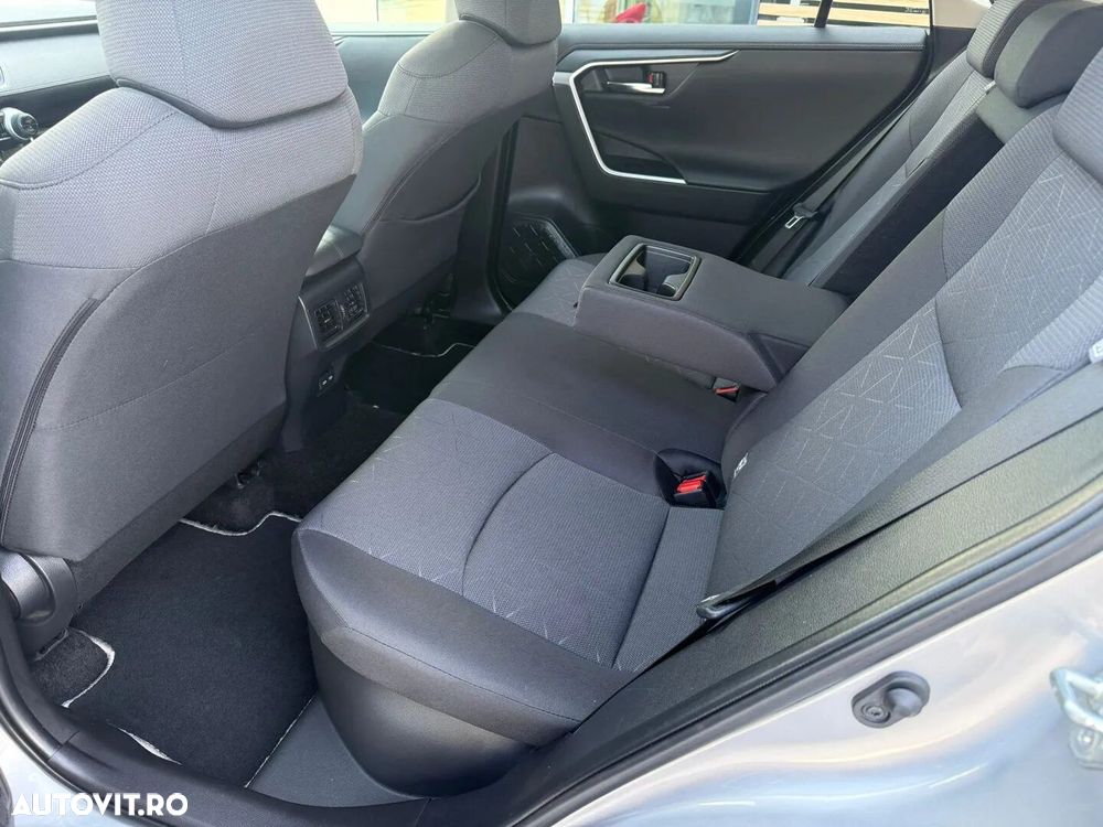 Toyota RAV4 - 21