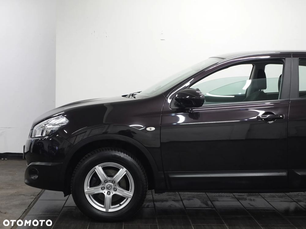 Nissan Qashqai 1.6 visia - 16