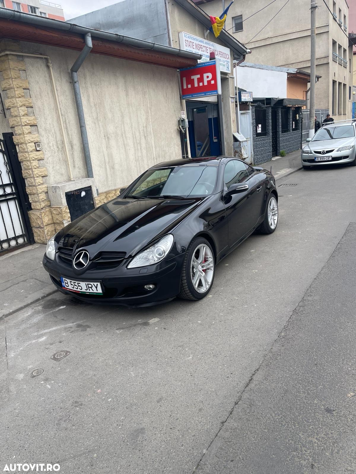 Mercedes-Benz SLK - 8
