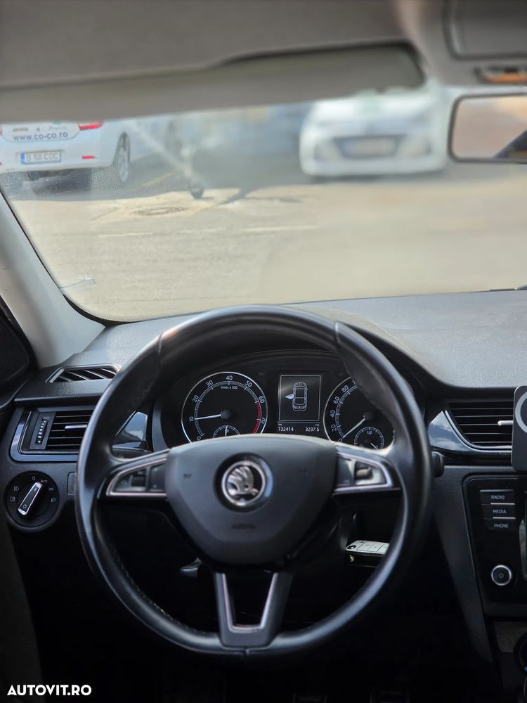 Skoda RAPID 1.0 TSI Style - 9