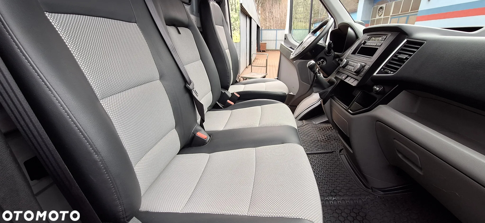 Hyundai H350 - 4