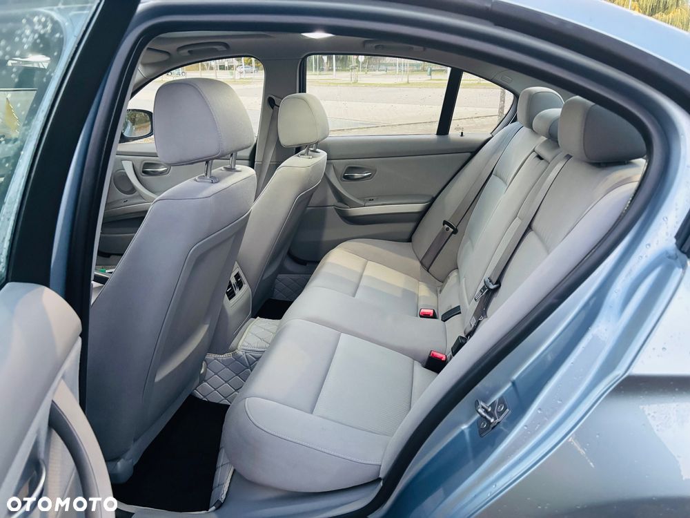 BMW Seria 3 - 11