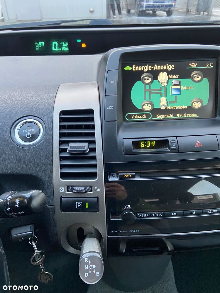 Toyota Prius 1.5 VVT-i Sol - 24