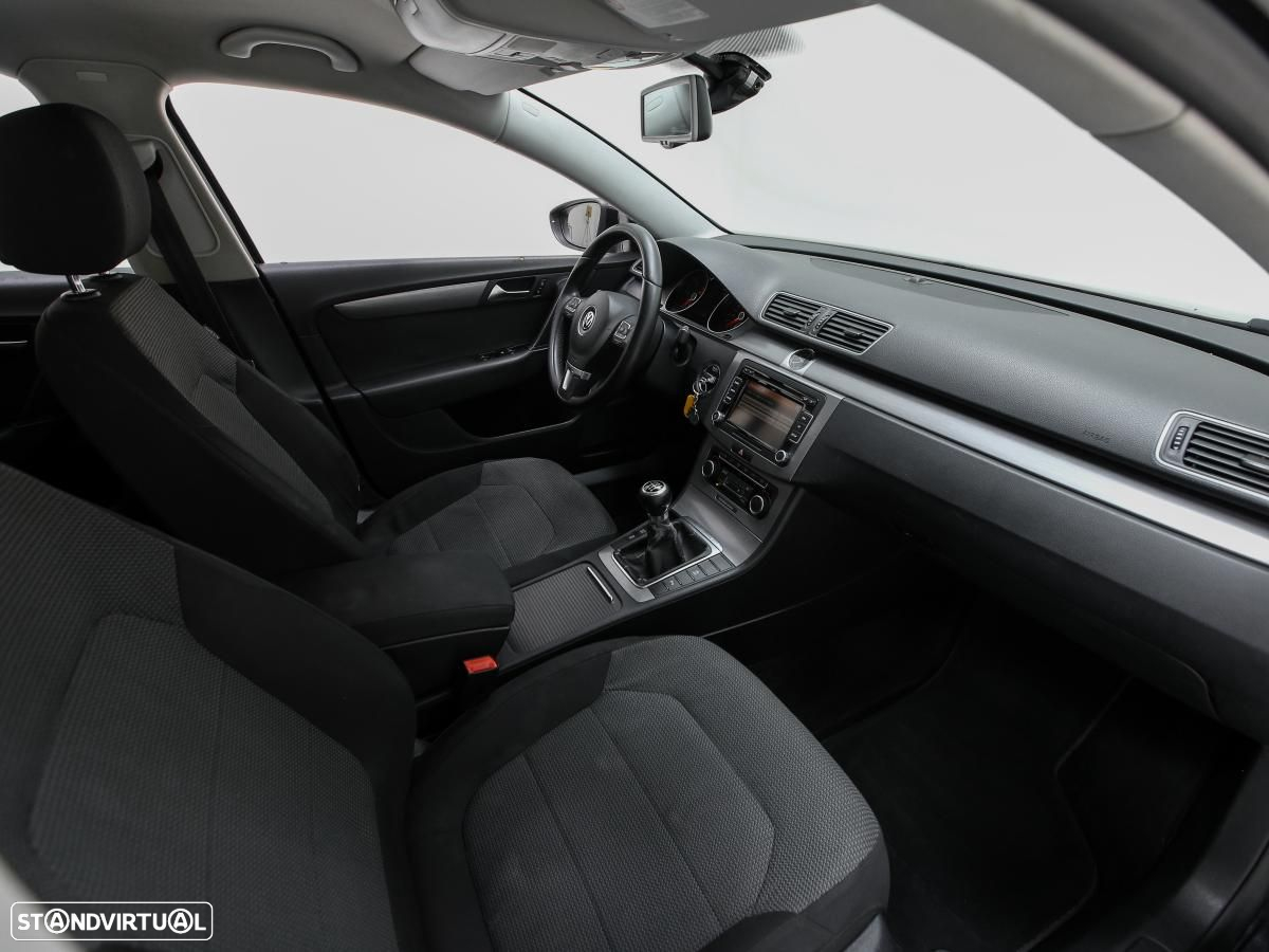 VW Passat Variant - 9