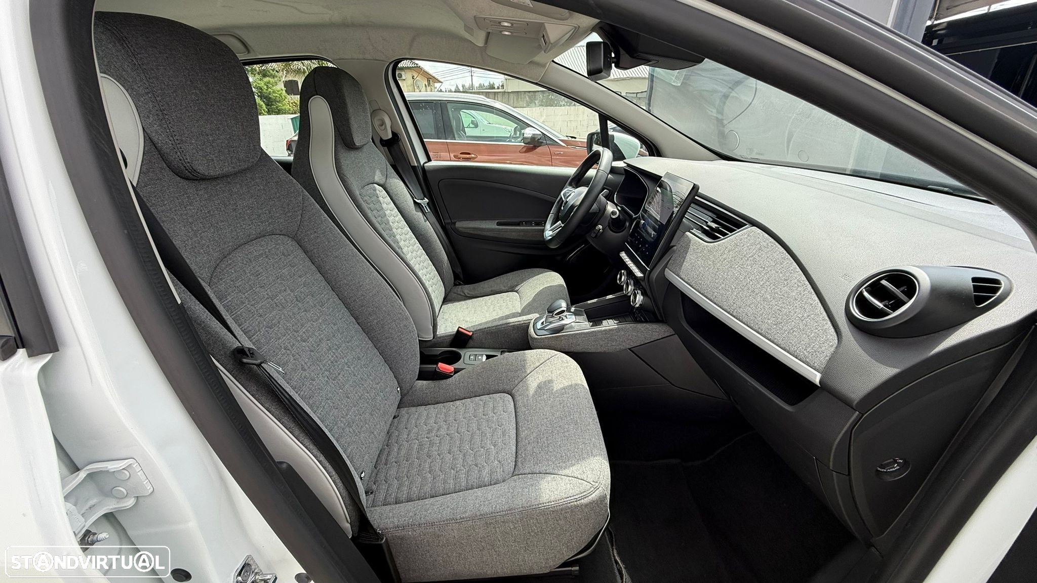 Renault Zoe (c/ Bateria) Limited 50 - 19