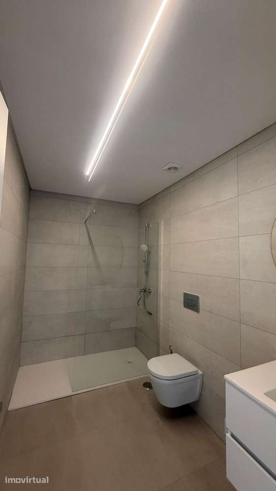 Apartamento T2 Novo com Garagem em Sesimbra - Grande imagem: 4/16
