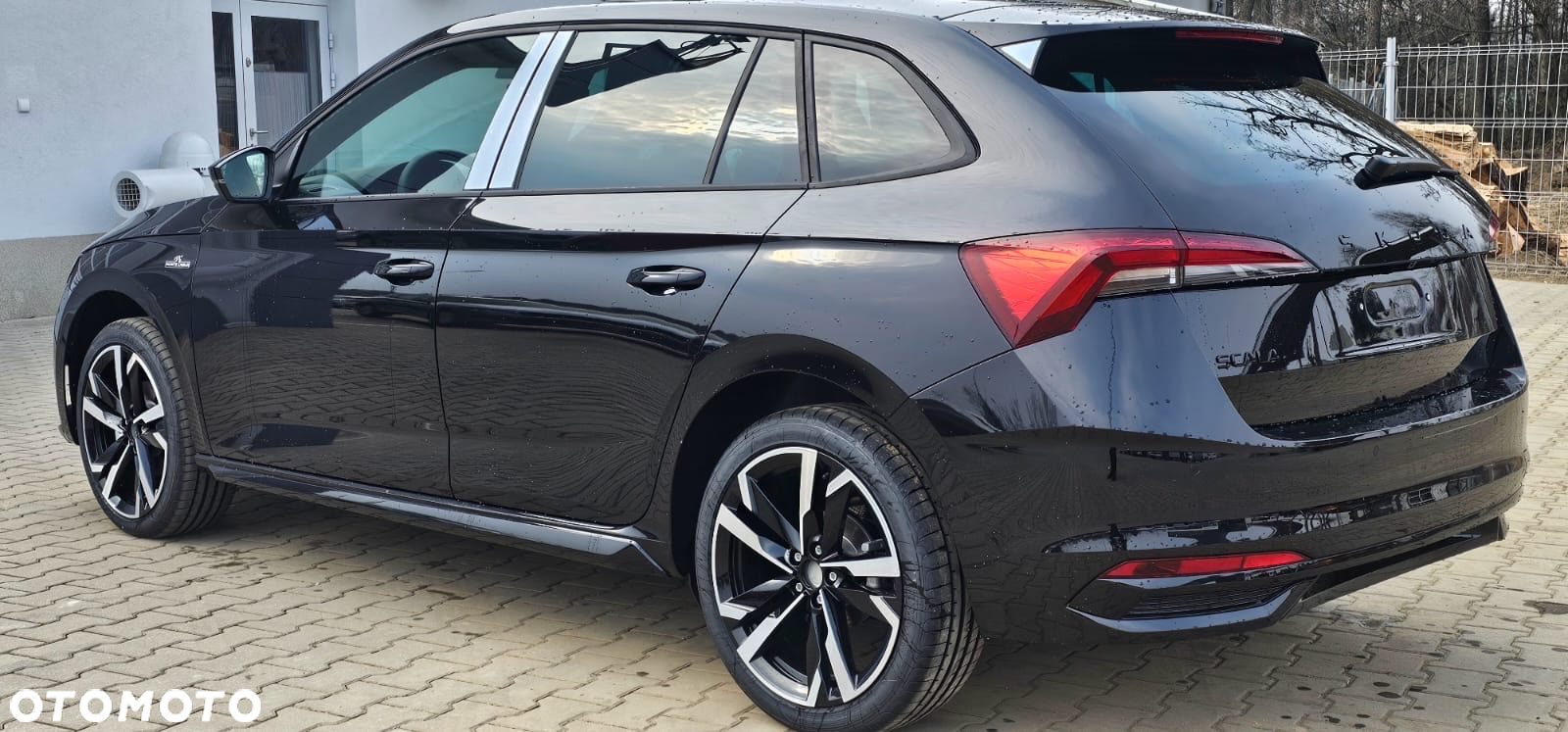 Skoda Scala 1.5 TSI Monte Carlo DSG - 3
