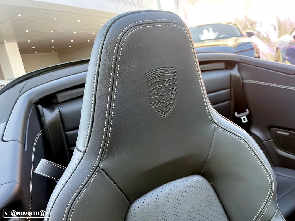 Porsche 911 (992) Carrera Cabriolet PDK - 36