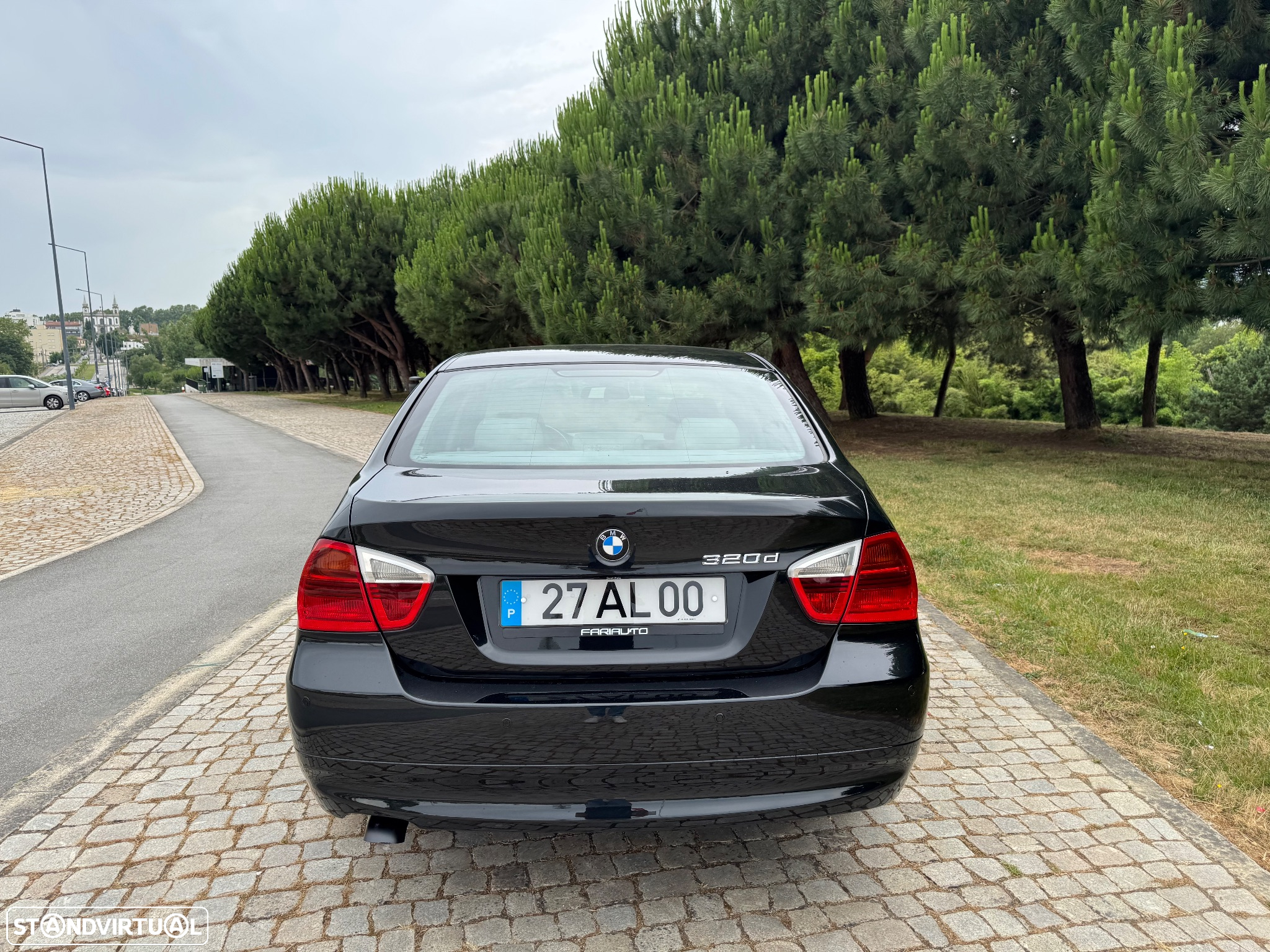 BMW 320 d Exclusive - 10