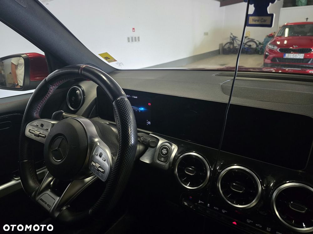 Mercedes-Benz GLB AMG 35 4-Matic - 13
