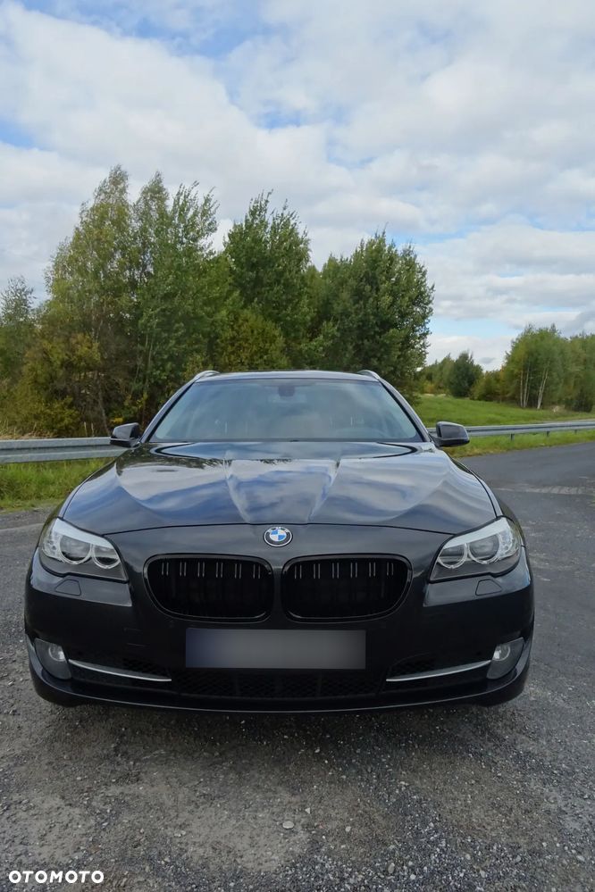 BMW Seria 5 520d - 13