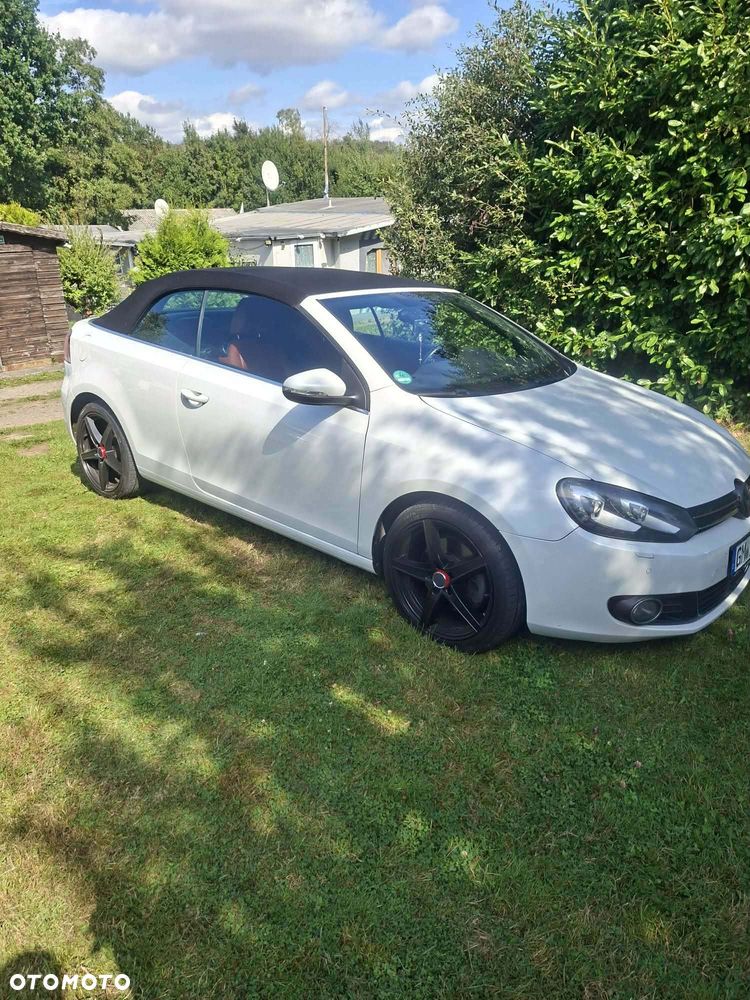 Volkswagen Golf - 8