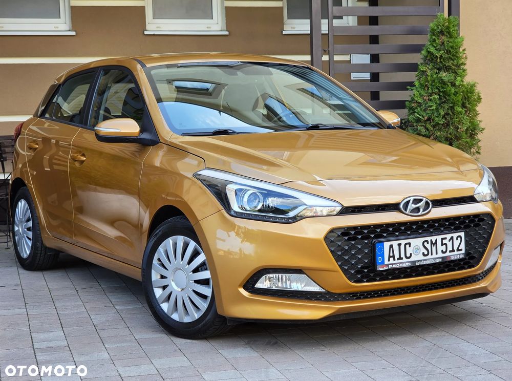 Hyundai i20 blue 1.2 YES Gold - 16