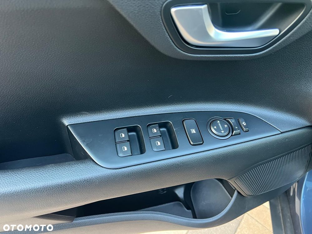 Kia Stonic 1.0 T-GDI 120 Spirit - 12
