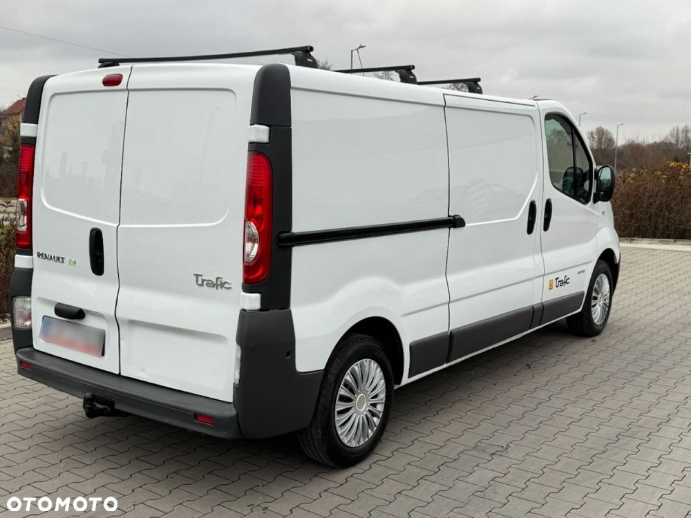 Renault Trafic - 17