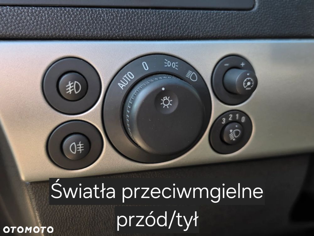 Opel Astra - 22