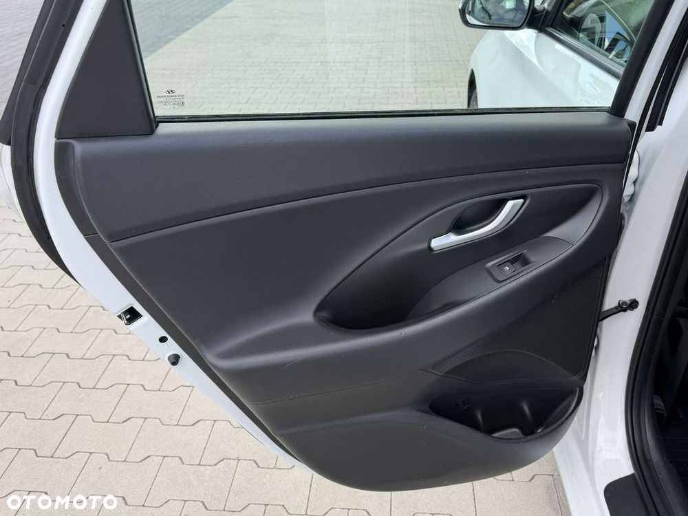 Hyundai i30 - 29