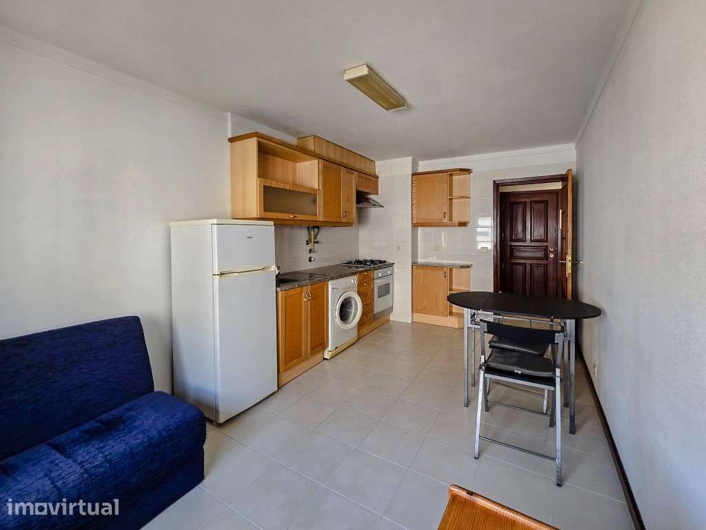 Apartamento T1K com mobília para arrendar na Figueira da Foz - Grande imagem: 4/13