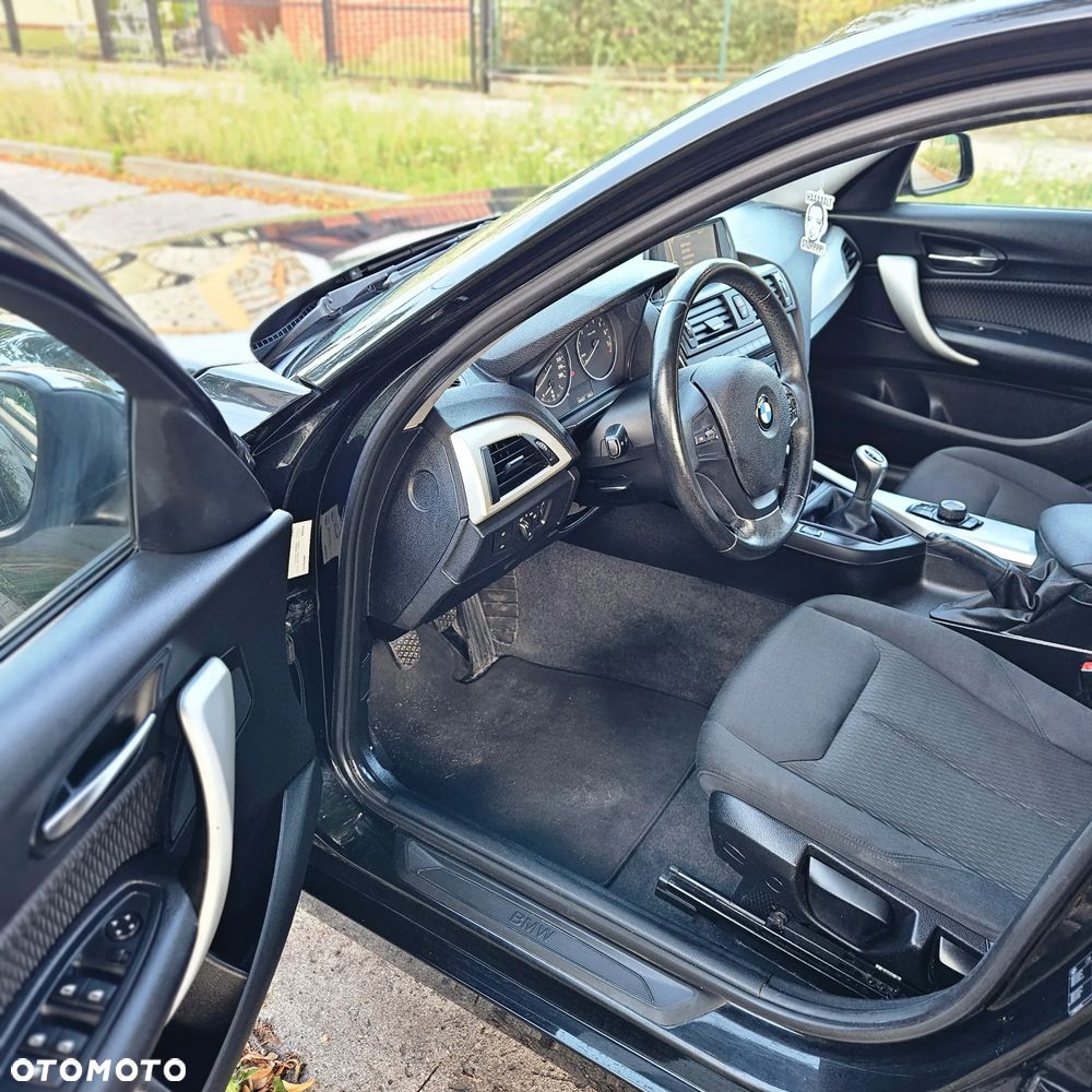BMW Seria 1 114i Sport Line - 14