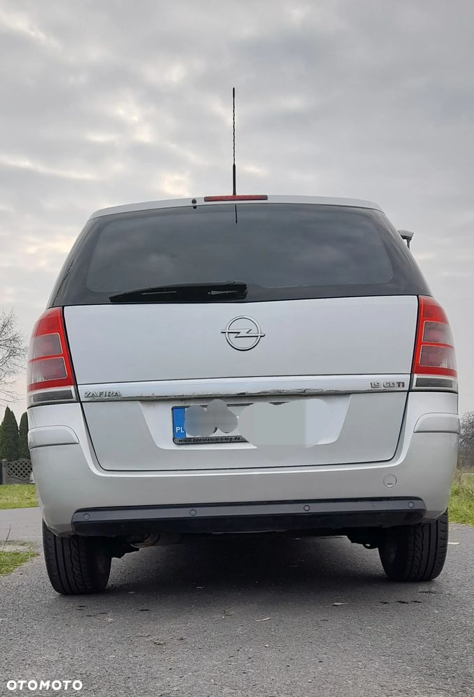 Opel Zafira - 4