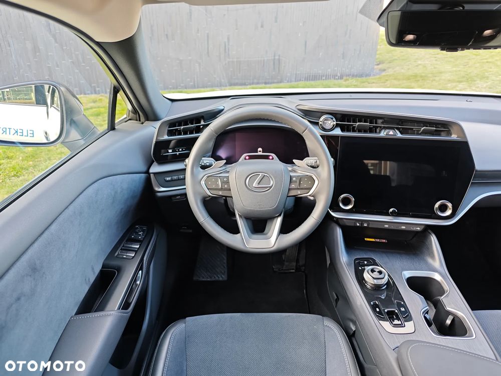 Lexus RZ 450e Omotenashi DIRECT4 - 17