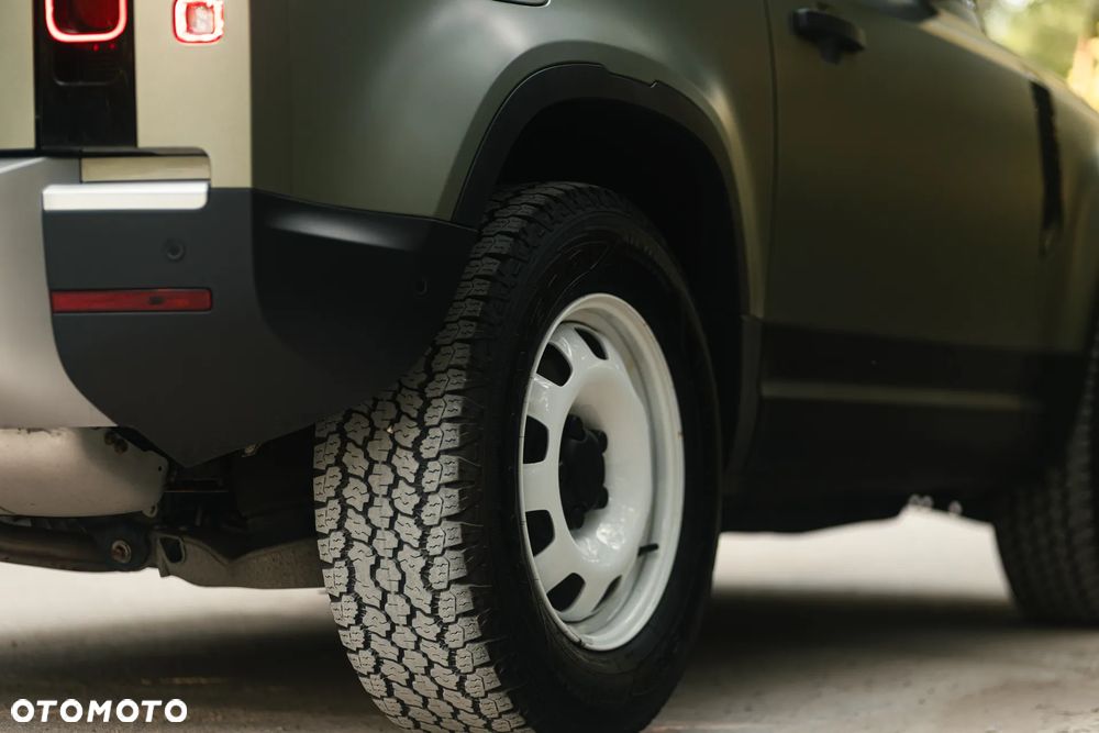 Land Rover Defender 3.0 D200 mHEV - 20
