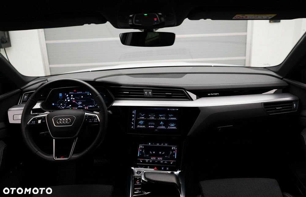 Audi e-tron Sportback - 17
