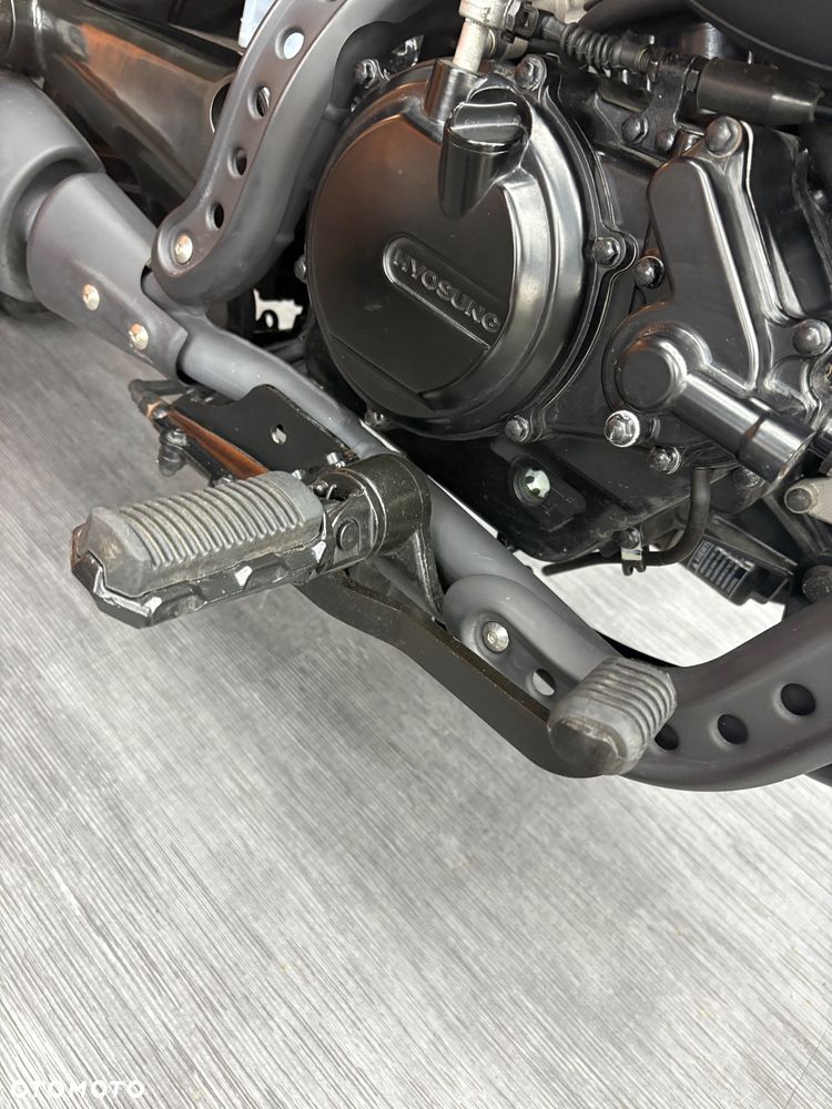 Hyosung GV - 8