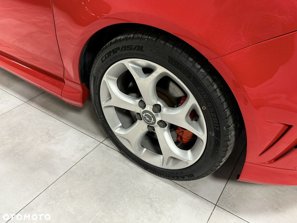 Opel Corsa 1.6 Turbo OPC - 8