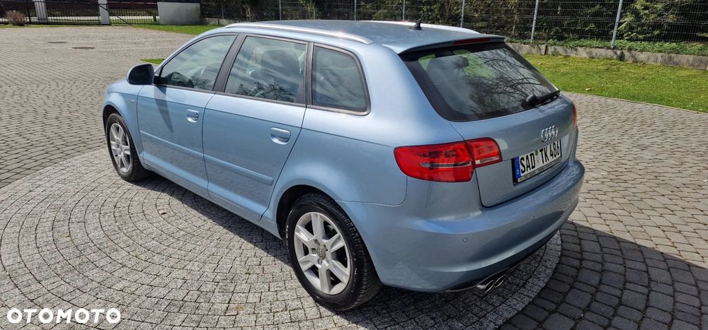 Audi A3 Sportback 2.0 TDI Ambiente - 13